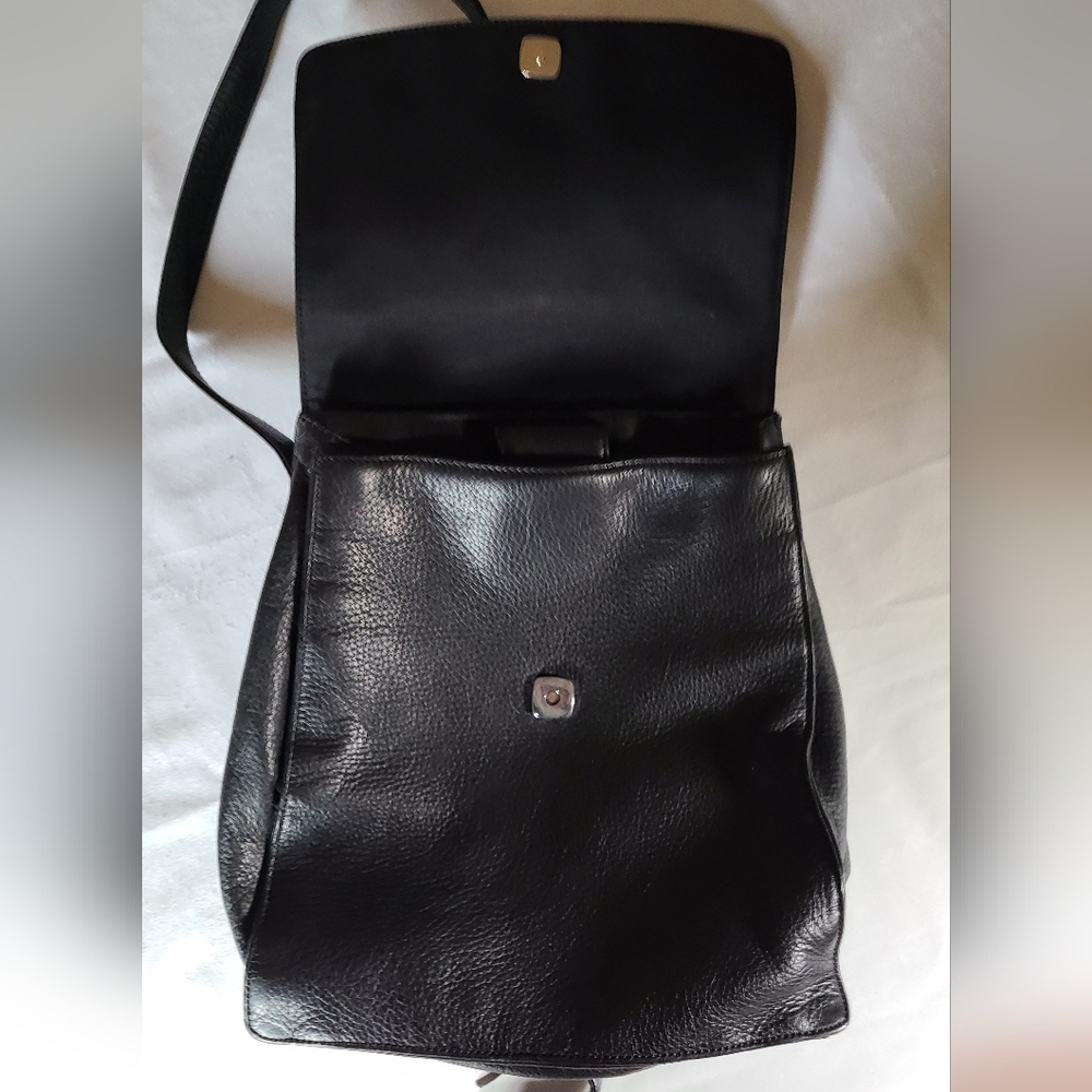 Tommy Hilfiger Black Leather Crossbody Backpack - Picture 4 of 5